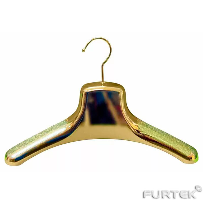 Пластиковая вешалка с металлизированным покрытием, цвет золото